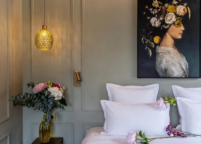 Lizzie Hôtel